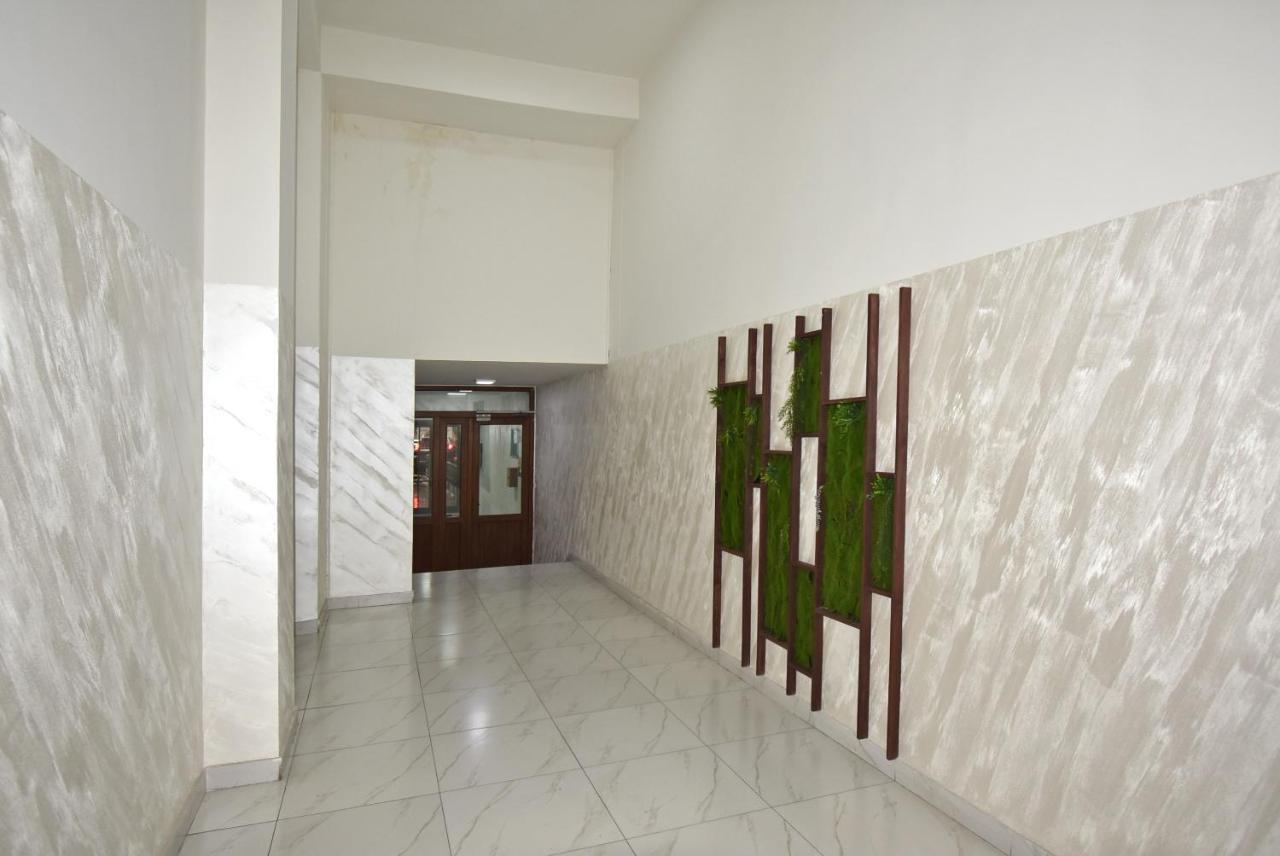 Armenak Apartment 5-Комнатная Jerevan Exteriör bild