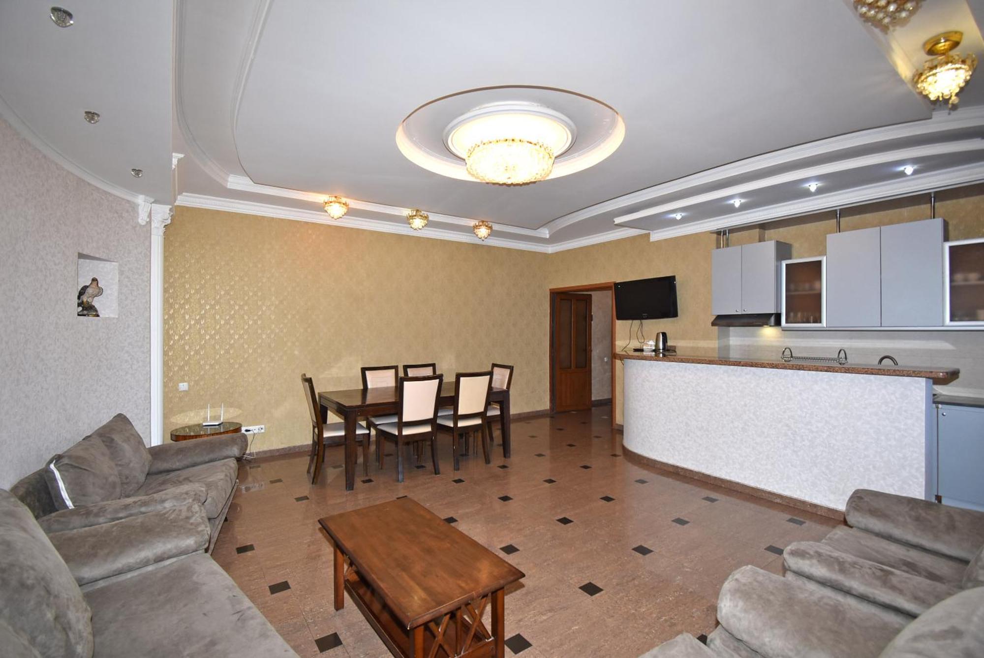 Armenak Apartment 5-Комнатная Jerevan Exteriör bild